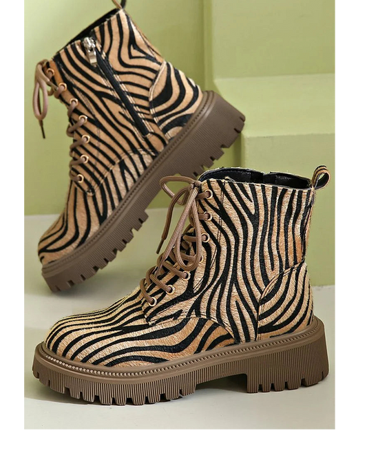 Women's Animal Print Ankle Boots – Lace-Up Side Zip Chunky Sole