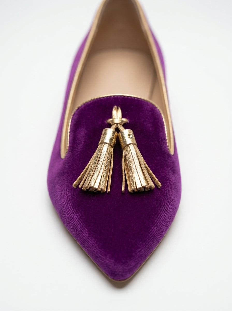 Women's Pointed Toe Tassel Loafers - tassel detail